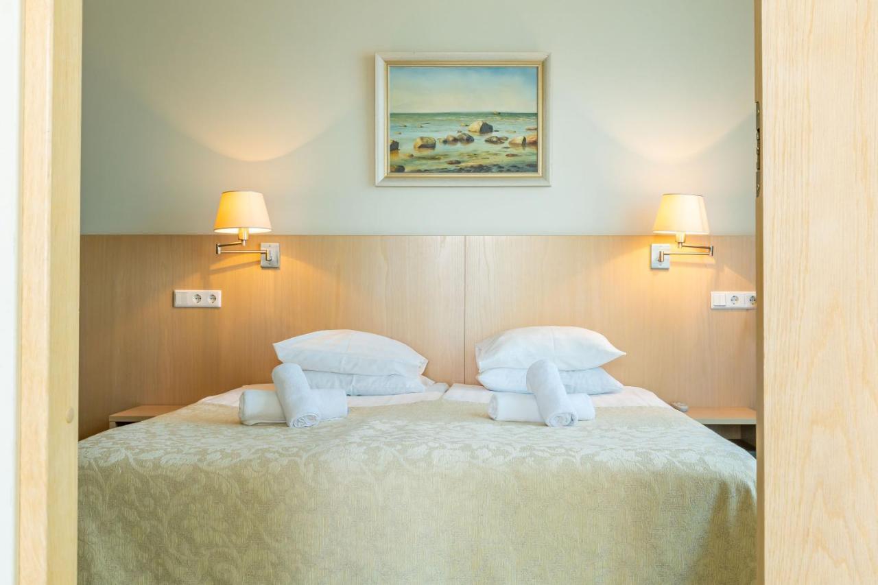 Meri Seaside Hotel & Spa Курессааре Екстер'єр фото
