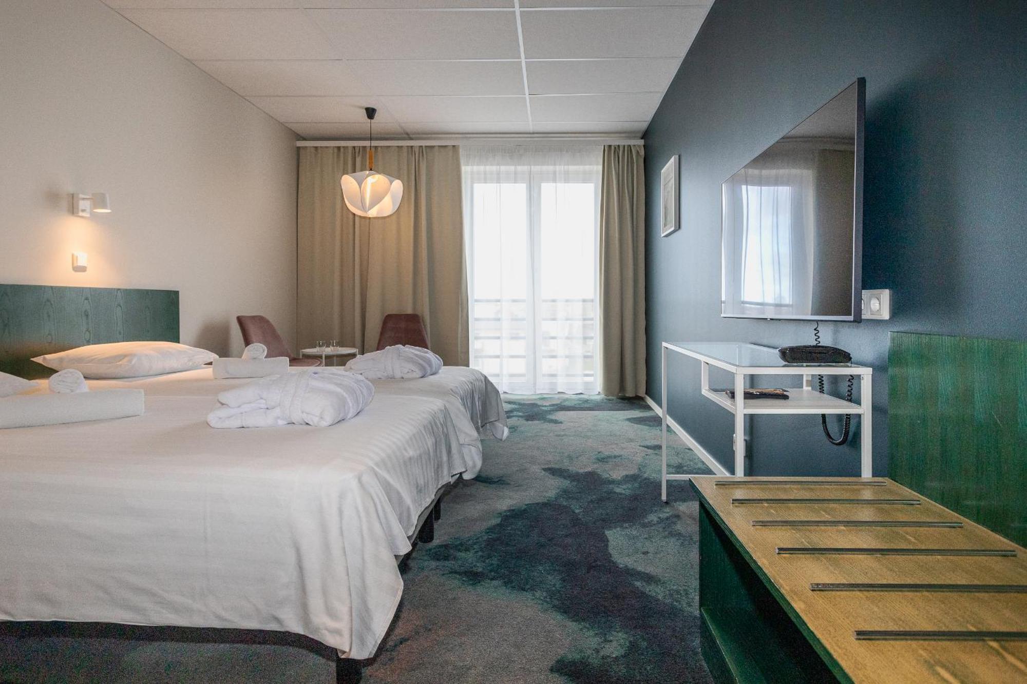 Meri Seaside Hotel & Spa Курессааре Екстер'єр фото